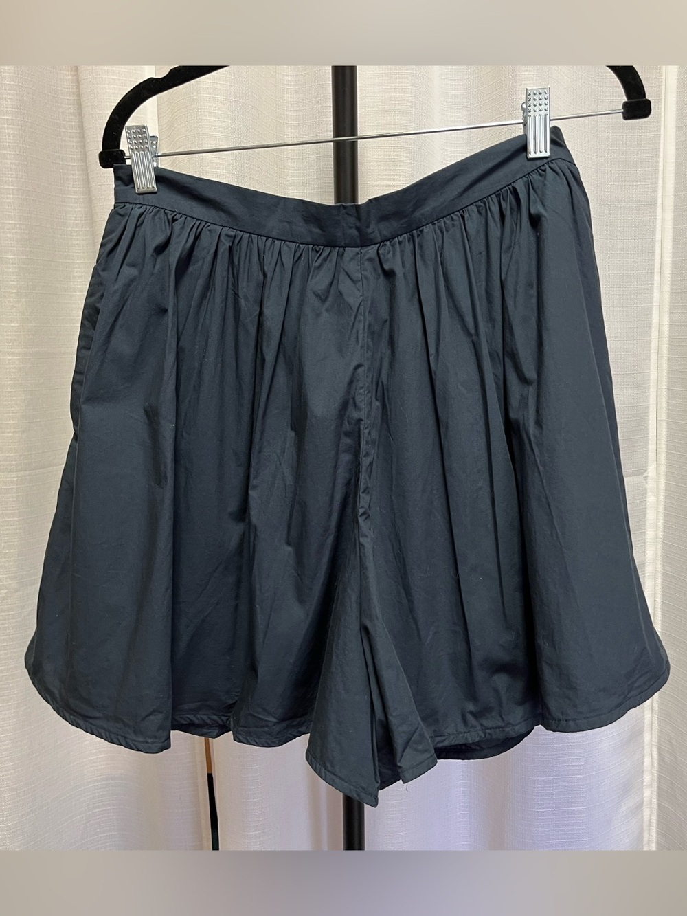 LAKE Navy High-Waisted
Skort Culotte Shorts Cotton | size medium